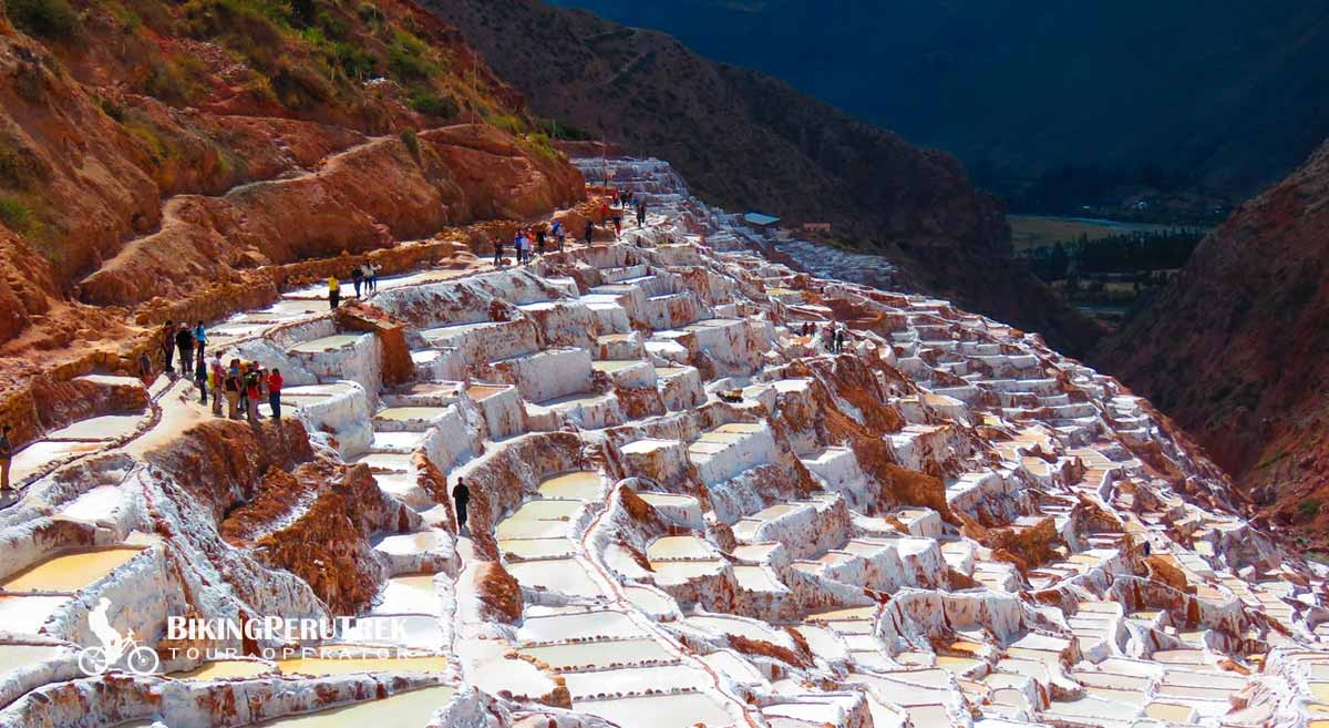 salt-mines-in-sacred-valley